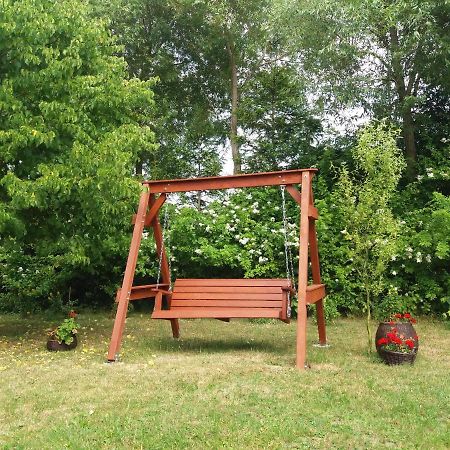 Agroturystyka I Domki Zacisze Jarosławiec Εξωτερικό φωτογραφία