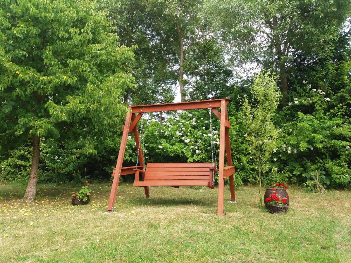 Agroturystyka I Domki Zacisze Jarosławiec Εξωτερικό φωτογραφία