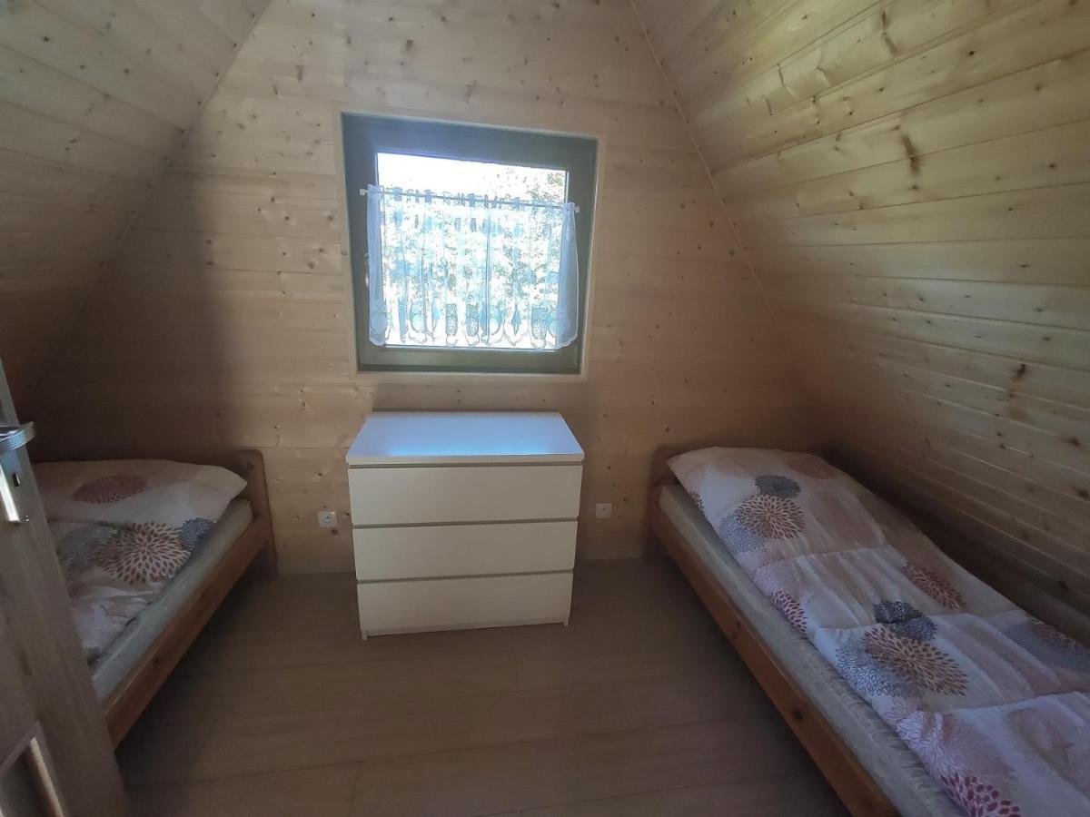 Agroturystyka I Domki Zacisze Jarosławiec Εξωτερικό φωτογραφία